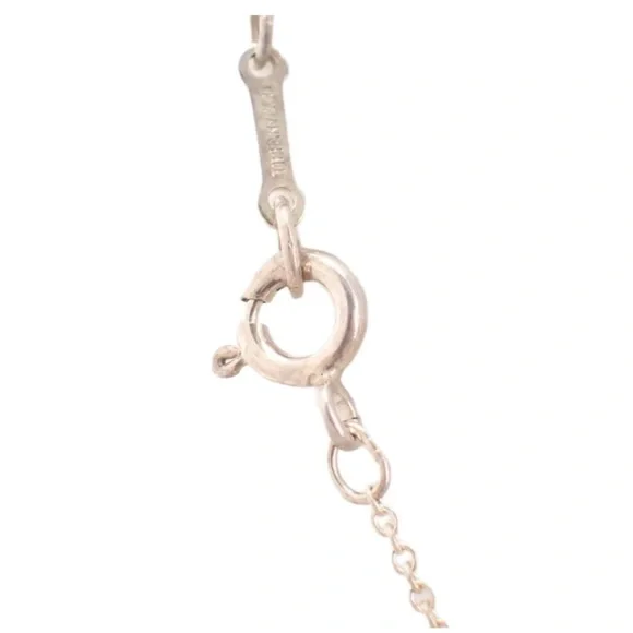 Tiffany and Co Silver Bean Necklace
Elsa Peretti®
Bean® design Pendant - Picture 3 of 4